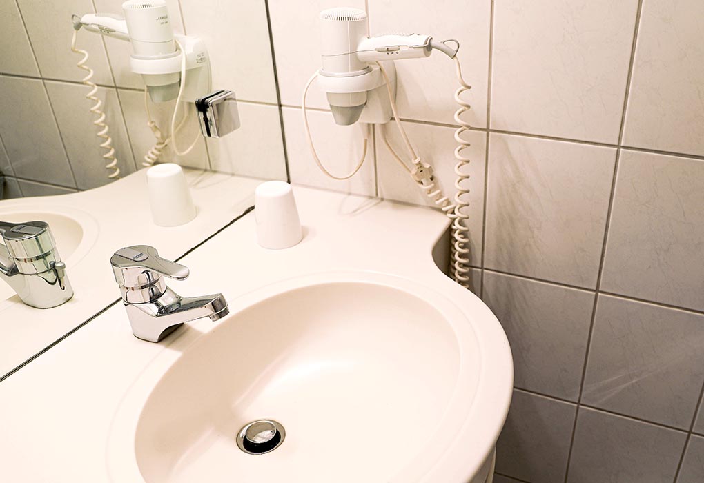 BON-einzelzimmer_0003_Bonsm-Bild-zimmer-51