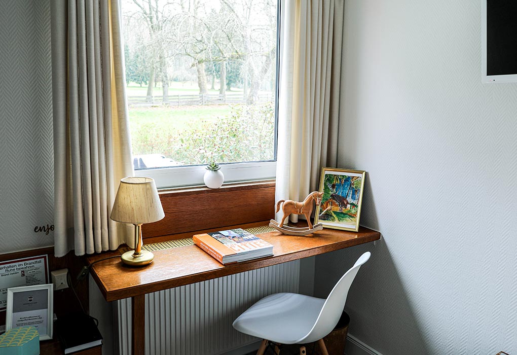 BON-einzelzimmer_0004_Bonsm-Bild-zimmer-50